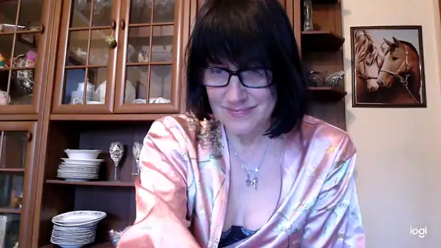 Vlastelina online show from April 28, 2026, 2:22 pm