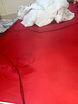 lovenesslian online show from February 27, 2026, 9:37 pm