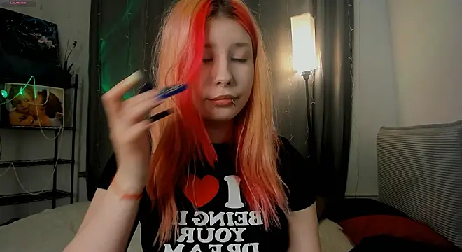 WarmAtEdges online show from March 8, 2026, 5:17 pm