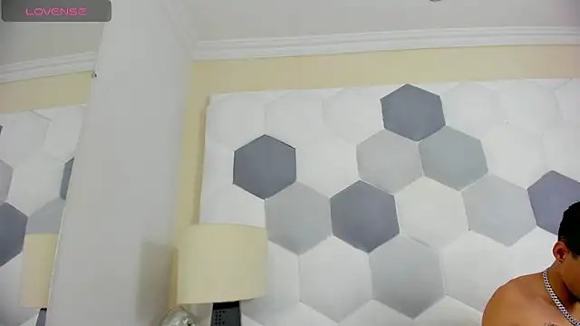 Davi Ponce online show from February 19, 2026, 3:57 am