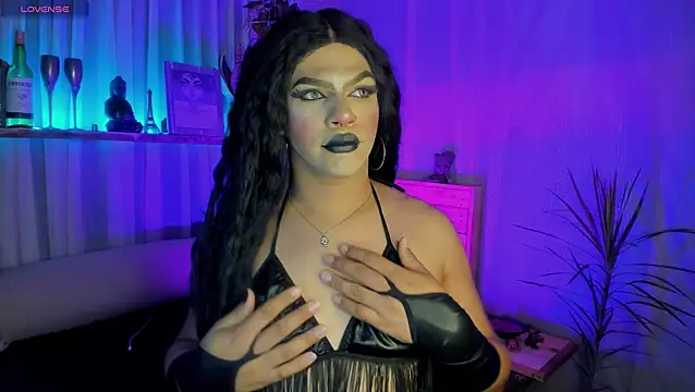 Miss-liaa online show from February 18, 2026, 11:11 pm