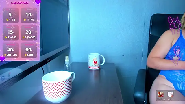 Jhoselinee online show from March 6, 2026, 7:21 pm