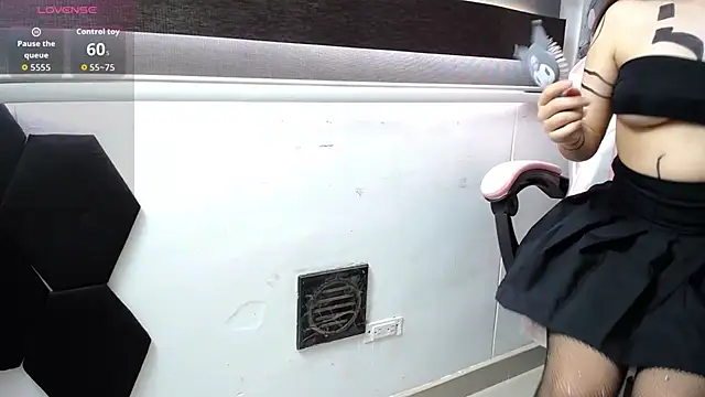 Snapshot of Mizuki_genshin chatting on March 3, 2026, 5:19 pm Mizuki genshin online show from March 3, 2026, 5:19 pm