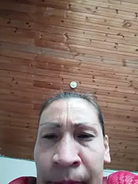 Layla Zaid online show from May 27, 2026, 1:19 pm