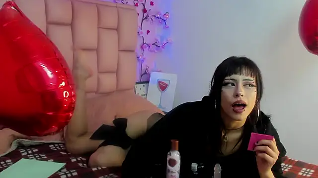 emma cg online show from February 20, 2026, 7:36 pm