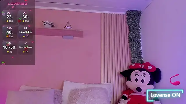 Snapshot of Winnie_cutee chatting on April 22, 2026, 1:19 am Winnie cutee online show from April 22, 2026, 1:19 am