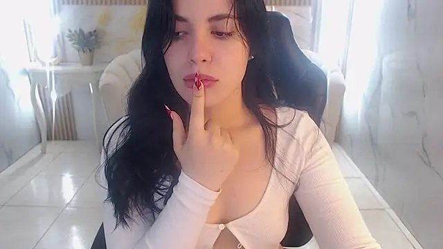 caroline 1s online show from March 4, 2026, 8:42 am