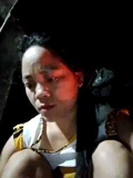 molly-xx online show from April 18, 2026, 10:32 pm