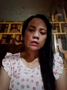 molly-xx online show from May 20, 2026, 8:26 pm