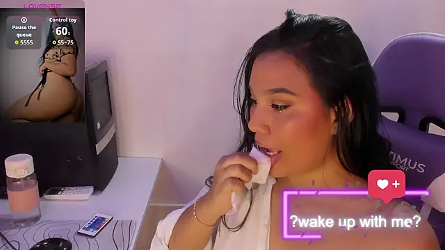 ZoeParcker online show from February 22, 2026, 7:56 pm