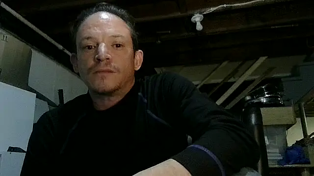 ShadowLove85 online show from February 11, 2026, 7:57 am