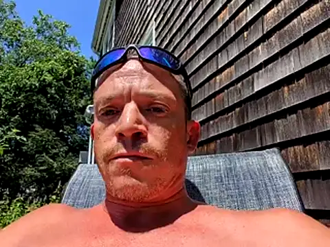 Snapshot of ShadowLove85 chatting on July 20, 2026, 4:09 pm ShadowLove85 online show from July 20, 2026, 4:09 pm