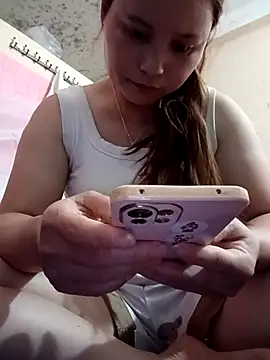 Snapshot of Miu1_girl19 chatting on March 12, 2026, 12:44 pm Miu1 girl19 online show from March 12, 2026, 12:44 pm