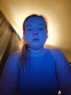 Snapshot of ShySweetheart chatting on March 23, 2026, 4:49 am ShySweetheart online show from March 23, 2026, 4:49 am
