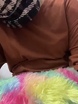 Snapshot of Rishan-965 chatting on April 8, 2026, 11:48 pm Rishan-965 online show from April 8, 2026, 11:48 pm