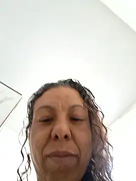 MunchMe4 online show from February 15, 2026, 10:28 pm