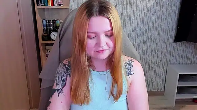 AnitaXVine online show from February 11, 2026, 5:51 pm