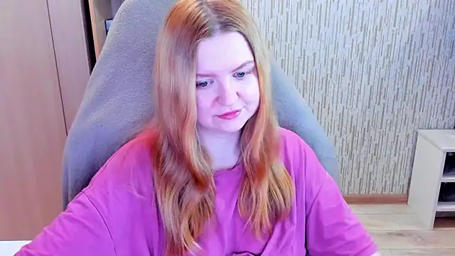 AnitaXVine online show from May 13, 2026, 8:06 pm