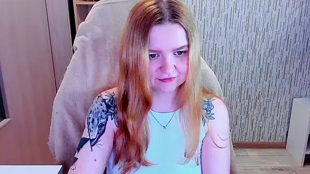AnitaXVine online show from May 27, 2026, 7:33 pm