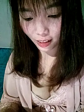 Girl-crazy1 online show from April 8, 2026, 1:22 pm