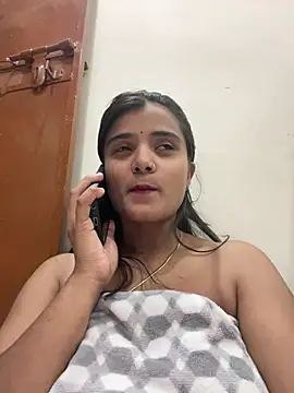 Snapshot of assybauty chatting on May 26, 2026, 2:57 pm assybauty online show from May 26, 2026, 2:57 pm