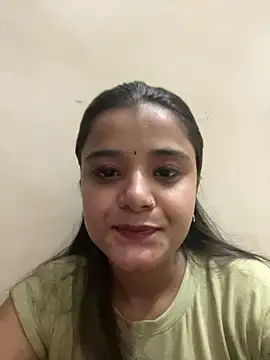 Snapshot of assybauty chatting on August 2, 2026, 4:27 pm assybauty online show from August 2, 2026, 4:27 pm