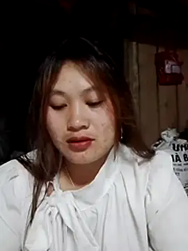 bany-lee online show from April 22, 2026, 1:34 pm