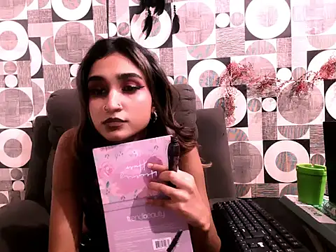 Amber Rose06 online show from February 21, 2026, 6:36 am