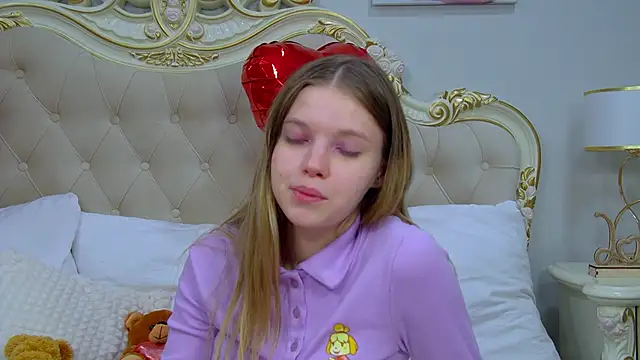 HallyBradley online show from March 3, 2026, 11:16 am