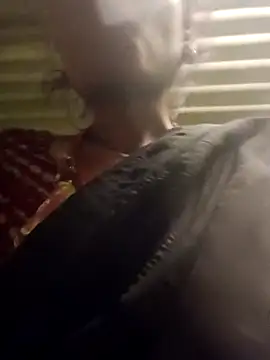Desi Couple P online show from May 2, 2026, 4:01 pm