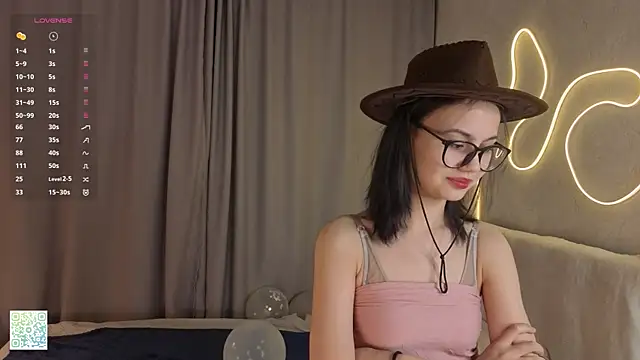 Snapshot of BeatrisRosel chatting on February 22, 2026, 6:06 pm BeatrisRosel online show from February 22, 2026, 6:06 pm