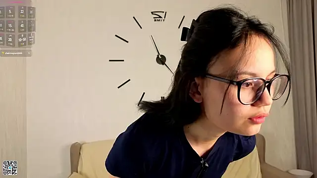 BeatrisRosel online show from March 12, 2026, 5:08 pm