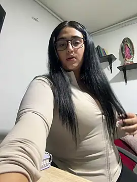 Curvy sweet online show from March 26, 2026, 1:11 am