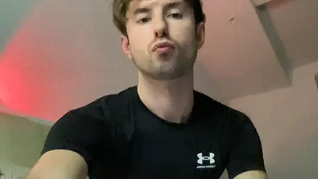 Snapshot of heyhoneyalex chatting on February 11, 2026, 9:09 pm heyhoneyalex online show from February 11, 2026, 9:09 pm