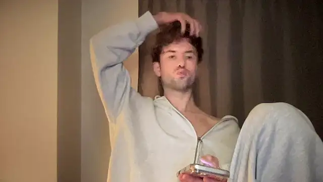 Snapshot of heyhoneyalex chatting on February 17, 2026, 6:03 pm heyhoneyalex online show from February 17, 2026, 6:03 pm