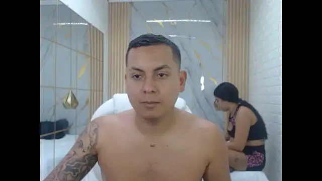 vanessa f online show from April 15, 2026, 6:48 pm