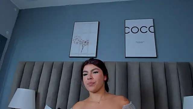 Snapshot of LolaSteven chatting on February 24, 2026, 9:35 pm LolaSteven online show from February 24, 2026, 9:35 pm