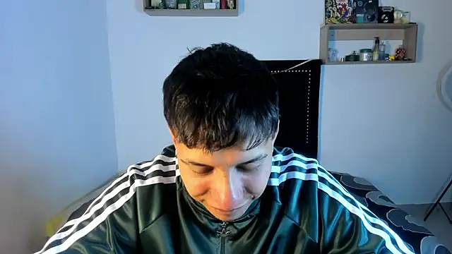 Jhony rayder online show from March 12, 2026, 1:12 am