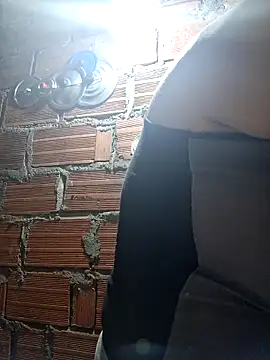 Juli Powl online show from April 17, 2026, 10:18 am