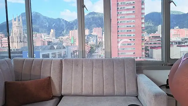 madii lenon online show from February 18, 2026, 8:49 pm