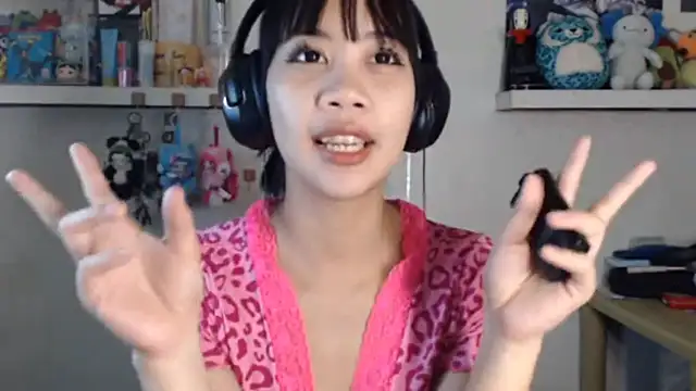 GloryKulikowski online show from March 9, 2026, 2:15 am