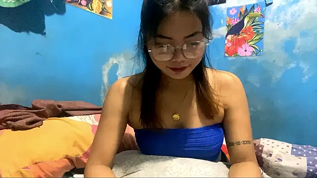 Snapshot of KrishnaCarridine chatting on February 25, 2026, 3:27 am KrishnaCarridine online show from February 25, 2026, 3:27 am