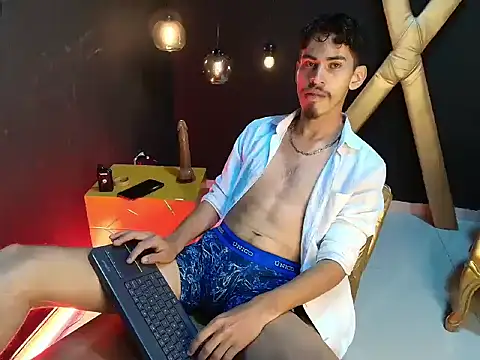 skinny jean  online show from June 7, 2026, 3:43 am