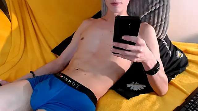 Snapshot of John_Meow chatting on March 7, 2026, 6:38 pm John Meow online show from March 7, 2026, 6:38 pm