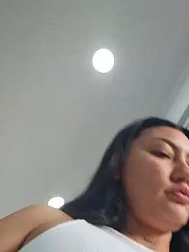 Roma xxx online show from April 2, 2026, 9:23 pm