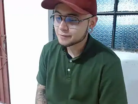 Snapshot of Juan_Gallo chatting on February 21, 2026, 11:06 pm Juan Gallo online show from February 21, 2026, 11:06 pm