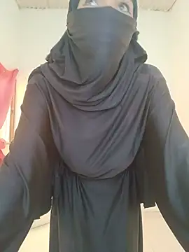 Snapshot of aminaa_ chatting on July 2, 2026, 7:09 pm aminaa online show from July 2, 2026, 7:09 pm