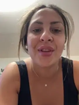 leona-david online show from July 7, 2026, 11:42 pm