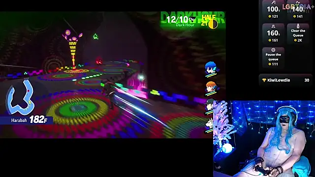 StarshineMoonspark online show from April 6, 2026, 11:49 pm