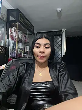 eimmy  skinny online show from April 18, 2026, 7:12 am